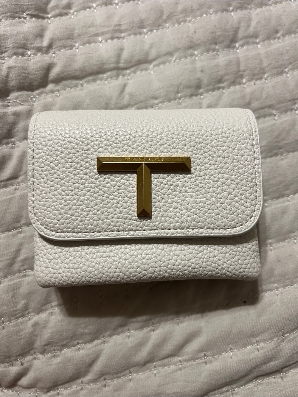Tahari White Pebbled Leather Wallet with Gold T Emblem